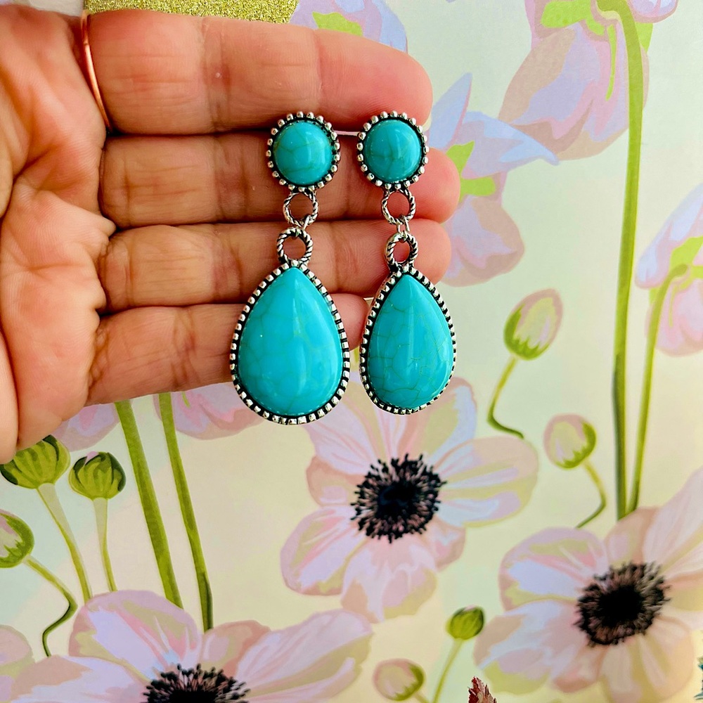 Women adorable Earring